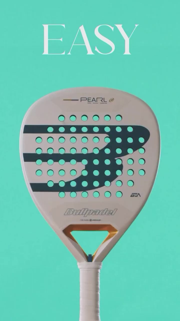 Bullpadel promo video for the 2026 Pearl model featuring Premier Padel player Bea Gonzalez
